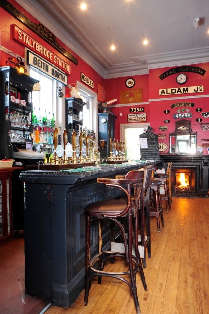 3.-Interior-portrait-Stalybridge-Station-Buffet-by-Michael-Slaughter-LRPS
